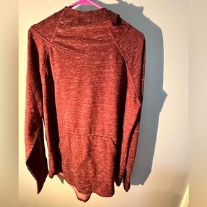 Women’s Burgundy Athletic works, front pocket hooded pullover sweatshirt XXL